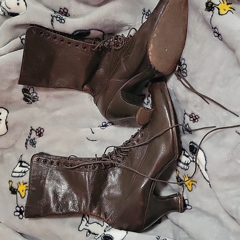 Vintage victorian lace up boots